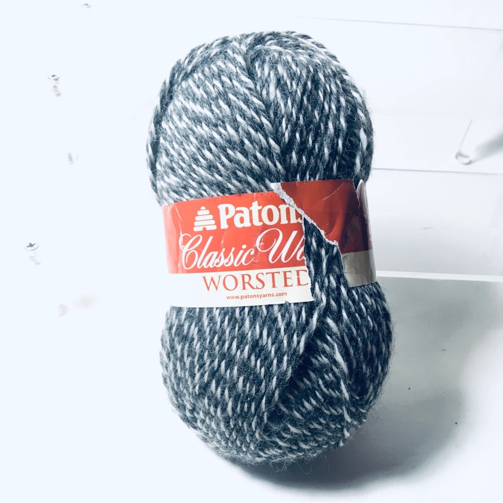 Patons Classic Wool Worsted Yarn 244077 77252 Dark Gray Marl 4 Medium 3.5Oz 100g